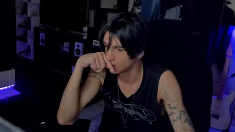 Snapshot of davisross chatting on 07/30/26, 05:17 davis online show from 07/30/26, 05:17