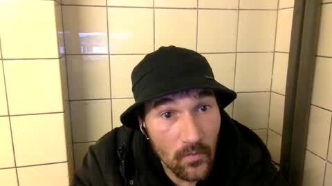 davocolours1112 online show from 11/17/25, 03:29