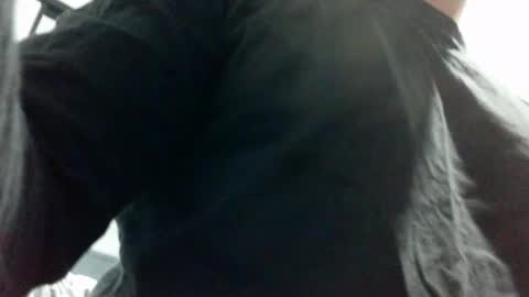 Snapshot of davyd11 chatting on 09/10/25, 05:02 Davvyd online show from 09/10/25, 05:02