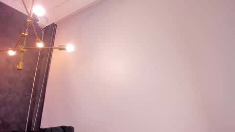 Snapshot of dawa_angels chatting on 12/15/25, 04:39 DAWA ANGELS online show from 12/15/25, 04:39