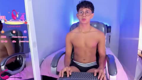 dawn_16 online show from 11/30/25, 01:59