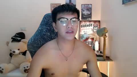 Snapshot of dax_x chatting on 12/04/24, 03:10 JC LOVER BOY online show from 12/04/24, 03:10