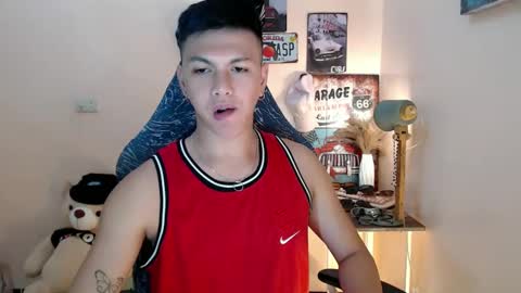 Snapshot of dax_x chatting on 01/22/25, 08:06 JC LOVER BOY online show from 01/22/25, 08:06