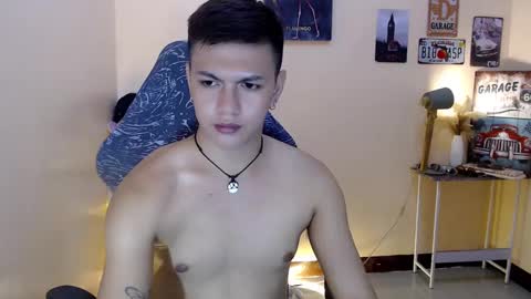 Snapshot of dax_x chatting on 03/11/25, 01:01 JC LOVER BOY online show from 03/11/25, 01:01