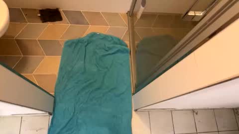 Hornybear online show from 01/18/26, 09:35