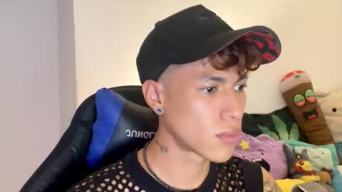 Snapshot of daxonreyy_ chatting on 03/11/26, 07:03 Daxon online show from 03/11/26, 07:03