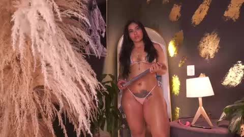 Snapshot of day_wilkint chatting on 09/21/25, 01:51 Day Wilkinht online show from 09/21/25, 01:51