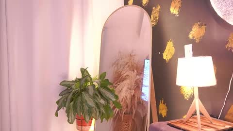 Snapshot of day_wilkint chatting on 12/01/25, 12:48 Day Wilkinht online show from 12/01/25, 12:48