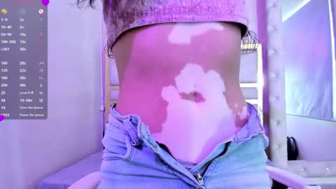 Snapshot of dayana_harlow2 chatting on 11/25/25, 07:36 dayana_harlow2 online show from 11/25/25, 07:36