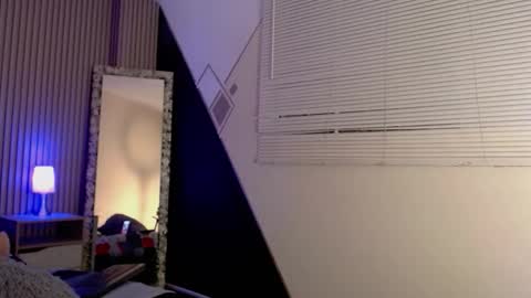 Snapshot of dayana_mendozaa69 chatting on 10/28/25, 01:36 Dayana online show from 10/28/25, 01:36