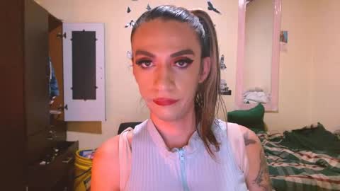 dayanna_01_ online show from 05/16/26, 07:56