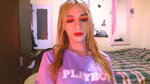 Snapshot of dayanna_01_ chatting on 07/14/26, 06:35 dayanna_01_ online show from 07/14/26, 06:35