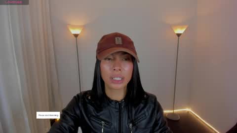 I am Dayanna  tecca online show from 04/17/26, 10:13