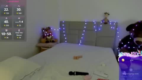 Snapshot of dayla_love chatting on 01/17/26, 08:01 dayla_love online show from 01/17/26, 08:01