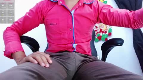 Snapshot of dayro_dduran chatting on 11/15/25, 06:59 dayro_dduran online show from 11/15/25, 06:59