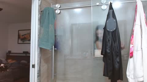 Dazey online show from 12/22/24, 02:49