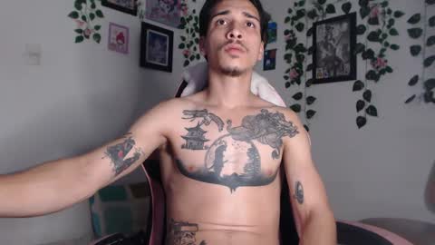 Snapshot of dazzayyy chatting on 12/09/24, 12:23 dazzayy online show from 12/09/24, 12:23