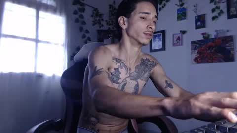 Snapshot of dazzayyy chatting on 02/09/25, 02:40 dazzayy online show from 02/09/25, 02:40