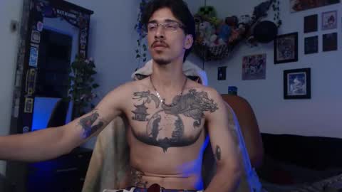 Snapshot of dazzayyy chatting on 01/08/26, 09:55 dazzayy online show from 01/08/26, 09:55