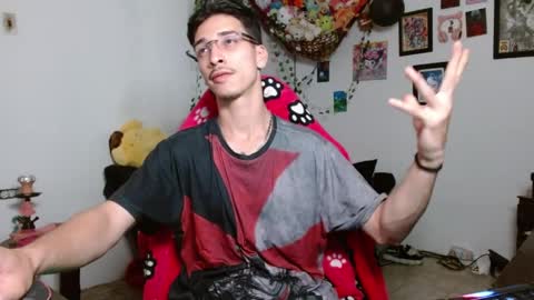 Snapshot of dazzayyy chatting on 04/02/26, 10:51 dazzayy online show from 04/02/26, 10:51