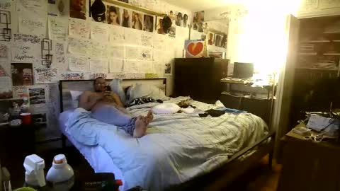 dbeamon92 online show from 02/18/26, 01:40