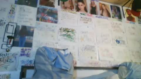 Snapshot of dbeamon92 chatting on 07/09/26, 11:42 dbeamon92 online show from 07/09/26, 11:42