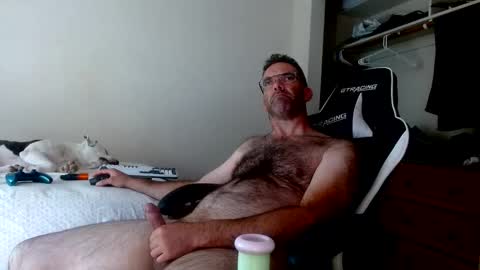 Snapshot of dbfroge chatting on 09/16/25, 06:42 dbfroge online show from 09/16/25, 06:42