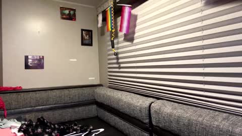 dbikes182 online show from 11/01/25, 06:04