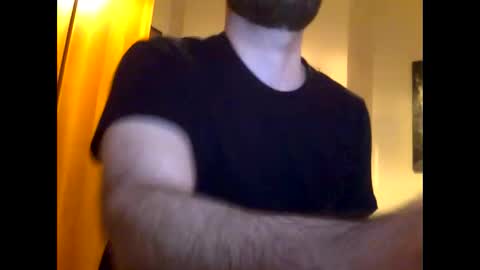 Snapshot of dcs83 chatting on 12/24/24, 04:08 dcs83 online show from 12/24/24, 04:08