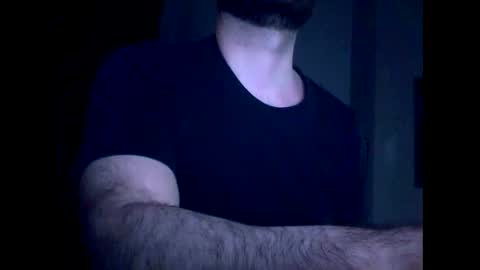 Snapshot of dcs83 chatting on 10/26/25, 03:40 dcs83 online show from 10/26/25, 03:40