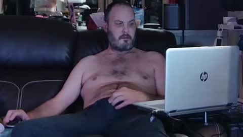 Snapshot of ddboobman chatting on 02/28/25, 10:06 want girl to play with me online show from 02/28/25, 10:06