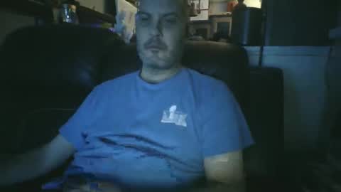 Snapshot of ddboobman chatting on 10/26/25, 05:24 want girl to play with me online show from 10/26/25, 05:24