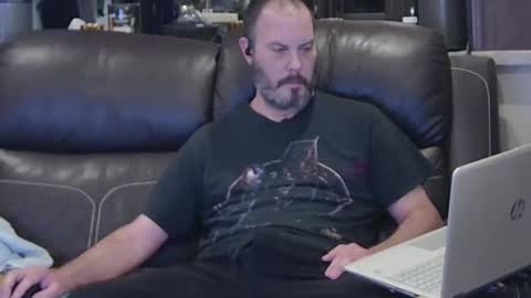 Snapshot of ddboobman chatting on 11/23/25, 06:30 want girl to play with me online show from 11/23/25, 06:30