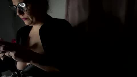 Snapshot of dddmilf24 chatting on 12/04/24, 07:39 dddmilf24 online show from 12/04/24, 07:39