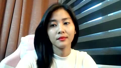 Snapshot of de_amore chatting on 10/12/25, 08:13 Angel online show from 10/12/25, 08:13
