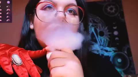 Luna online show from 01/10/26, 10:47