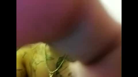 Snapshot of deadbirdink8o8 chatting on 12/22/24, 11:33 deadbirdink8o8 online show from 12/22/24, 11:33