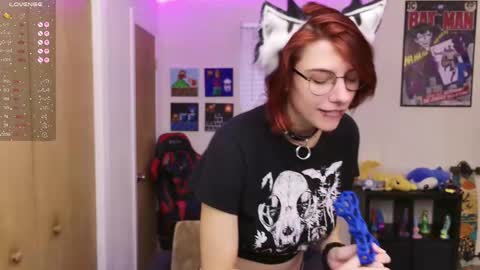 Snapshot of deadratsoup chatting on 09/15/25, 03:56 Rat online show from 09/15/25, 03:56