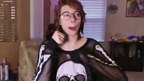 Snapshot of deadratsoup chatting on 10/02/25, 05:42 Rat online show from 10/02/25, 05:42