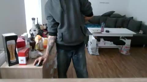 robert online show from 03/15/26, 07:03