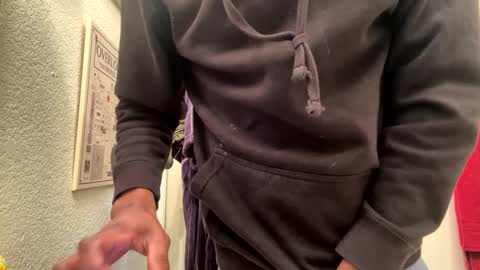 dealwithit805747 online show from 01/19/25, 04:54