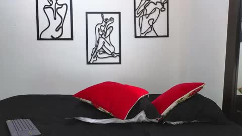 Snapshot of deam_broowm chatting on 01/12/25, 05:54 Andres online show from 01/12/25, 05:54