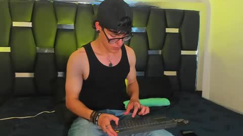 deamon_black online show from 04/15/26, 12:06