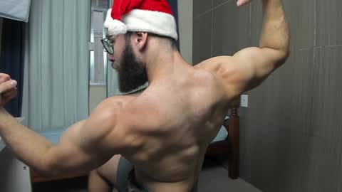 Snapshot of deanlek chatting on 12/12/24, 08:53 Dean online show from 12/12/24, 08:53