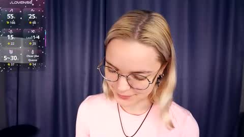 Charlie 18yo online show from 11/05/25, 05:18