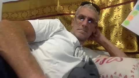 deanofflove221000 online show from 02/21/26, 06:03