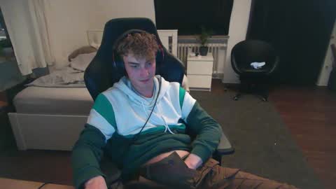 Dean online show from 11/25/25, 09:26