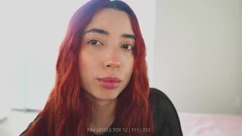 Snapshot of dearnina chatting on 12/04/25, 12:36 NINA 30OFF online show from 12/04/25, 12:36