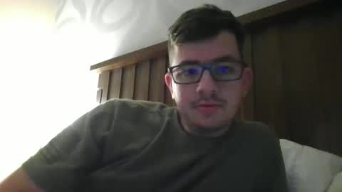 Snapshot of deathbysmiles chatting on 10/20/25, 03:18 deathbysmiles online show from 10/20/25, 03:18