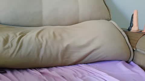 Snapshot of debbie7h chatting on 11/11/25, 06:52 debbie7h online show from 11/11/25, 06:52